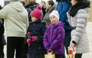 В Севастополе на площади перед УКИЦ весело отпраздновали Рождество