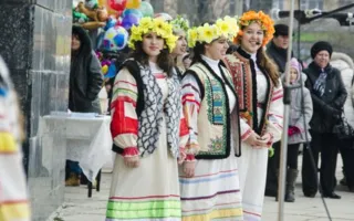 В Севастополе на площади перед УКИЦ весело отпраздновали Рождество