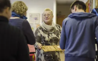 Живопись нитями представила севастопольская художница Людмила Матевушева на второй персональной выставке