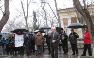 На пикет против коррупции в прокуратуре ведомство отреагировало мгновенно