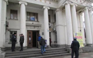 На пресс-конференцию Колесниченко крепкие парни не пустили евроинтеграторов