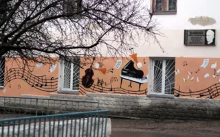 Власти выделили средства для граффити на фасаде севастопольской музыкальной школы