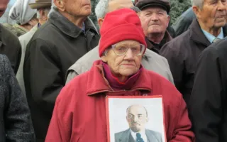 В день памяти Ленина севастопольские коммунисты пополнили свои ряды