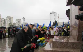 В День соборности Украины у памятника Шевченко власти Севастополя говорили о событиях в Киеве