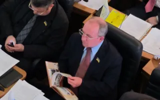 Как севастопольские депутаты городской бюджет 2014 года принимали…