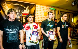 В соревновании рукоборцев победил севастопольский «Титан»
