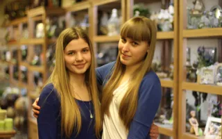 Живая музыка на «Живой сцене»: в «Атриуме» выступила группа «Доиграем и Пойдём»