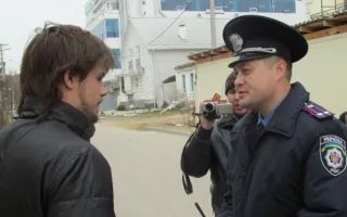 Милиция задержала Неганова на пикете у дома, где якобы проживает Яцуба