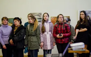 Выставка «Симфония чувств в красках Якова Басова» открылась в Севастопольском художественном музее