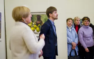 Выставка «Симфония чувств в красках Якова Басова» открылась в Севастопольском художественном музее