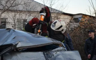 Лобовое столкновение ВАЗа и УАЗа. Водитель ВАЗа погиб