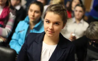 Городской конкурс чтецов среди школьников посвятили Дню родного языка
