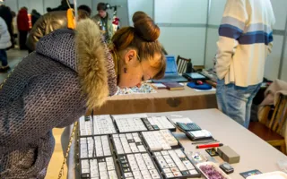 Уникальную экспозицию метеоритов севастопольцы смогли увидеть на выставке-ярмарке «Крым самоцветный»