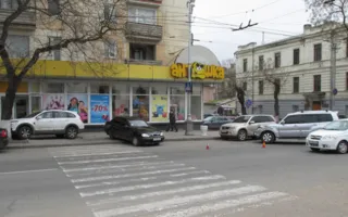 ДТП возле здания милиции: пострадали четыре автомобиля