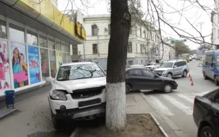 ДТП возле здания милиции: пострадали четыре автомобиля