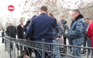 Активист «Евромайдана» Неганов был избит разъярёнными митингующими на площади Нахимова