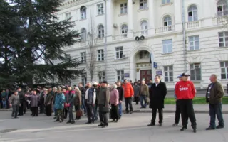 Более тысячи севастопольцев попросили Черноморский флот выставить блокпосты морского десанта на въезде в город