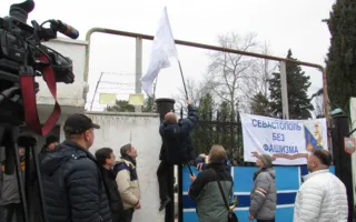 «Самооборонцы» решили не пускать в штаб нового командующего ВМСУ