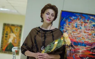 Художница Марина Князева представила уникальные картины и авторские туники