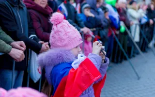 Город, достойный поклонения, отпраздновал возвращение домой — в Россию