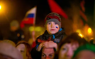 Город, достойный поклонения, отпраздновал возвращение домой — в Россию