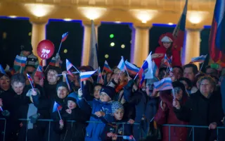 Город, достойный поклонения, отпраздновал возвращение домой — в Россию