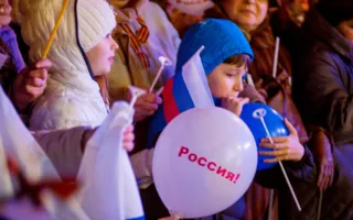 Город, достойный поклонения, отпраздновал возвращение домой — в Россию