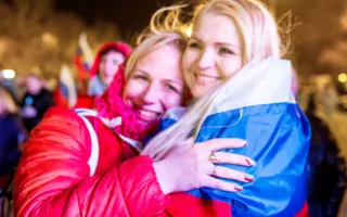 Город, достойный поклонения, отпраздновал возвращение домой — в Россию