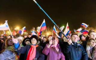 Город, достойный поклонения, отпраздновал возвращение домой — в Россию
