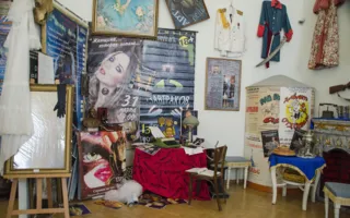 «Театр как наркотик». Празднование Международного дня театра началось с открытия выставки