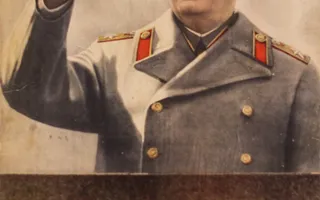 «...Помните! Через века, через года…» В Севастополе открылась выставка ко Дню Победы
