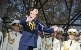 Легендарный актёр Василий Лановой выступил для севастопольцев