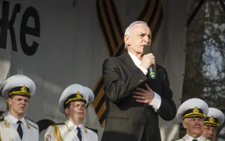 Легендарный актёр Василий Лановой выступил для севастопольцев