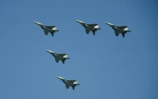 Репетиция воздушного парада в небе над Севастополем