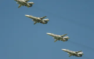 Репетиция воздушного парада в небе над Севастополем