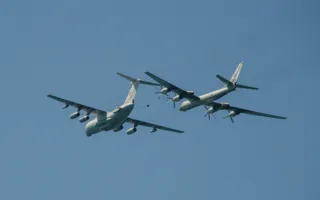 Репетиция воздушного парада в небе над Севастополем
