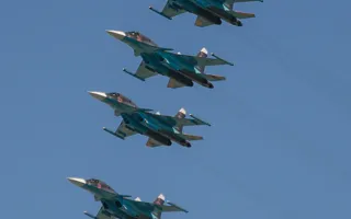 Репетиция воздушного парада в небе над Севастополем
