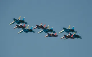 Репетиция воздушного парада в небе над Севастополем