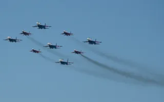 Репетиция воздушного парада в небе над Севастополем