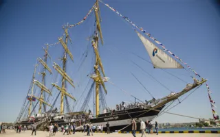 Легендарный парусник «Крузенштерн» в Севастополе