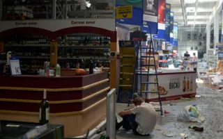 В Донецке разграблен супермаркет «Metro»