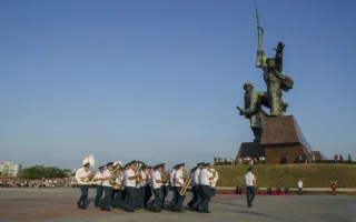 Фестиваль военных оркестров завершился гранд-дефиле
