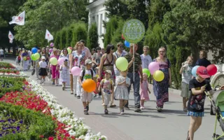 В Севастополе состоялся Парад счастливых семей