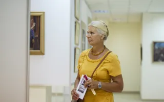 В Севастополе открылась «Выставка девяти»