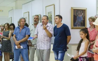 В Севастополе открылась «Выставка девяти»