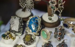 В Севастополе состоялась выставка-ярмарка самоцветов