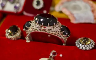 В Севастополе состоялась выставка-ярмарка самоцветов