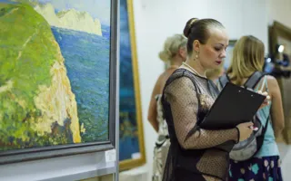 В Севастополе открылась масштабная выставка картин о Крыме