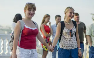 На Приморском бульваре танцевали мазурку и Севастопольский вальс