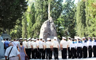 В Севастополе почтили память погибших на подлодке «Курск» 